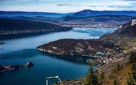 Joli T2 Industrie Hyper Centre Annecy