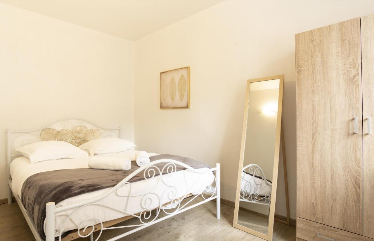 Apartamento Joli T2 Industrie Hyper Centre Annecy Exterior foto